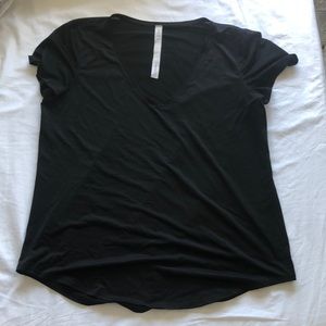Lululemon T-Shirt
